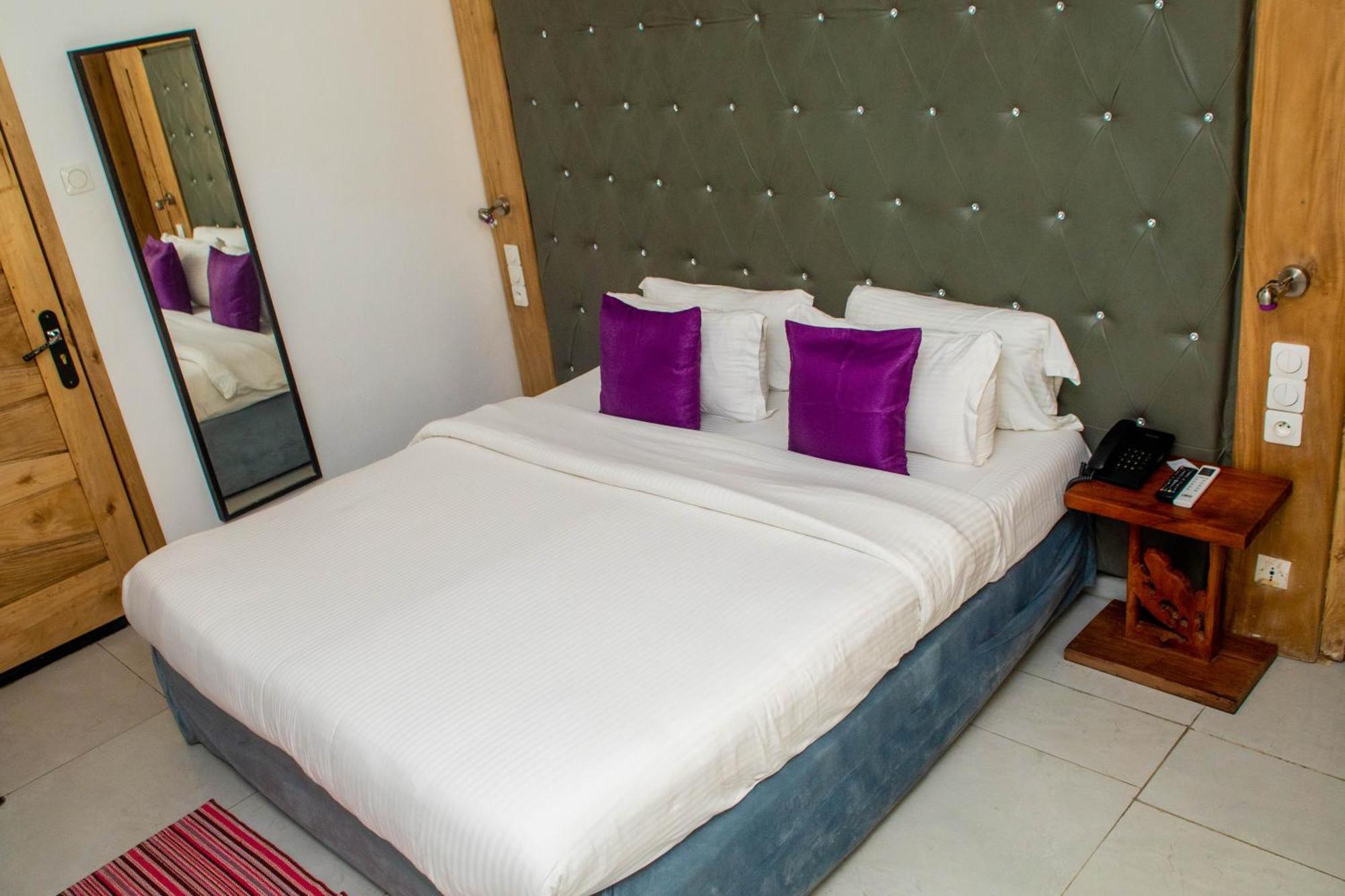 Hotel Les Orchidees Κοτονού Δωμάτιο φωτογραφία